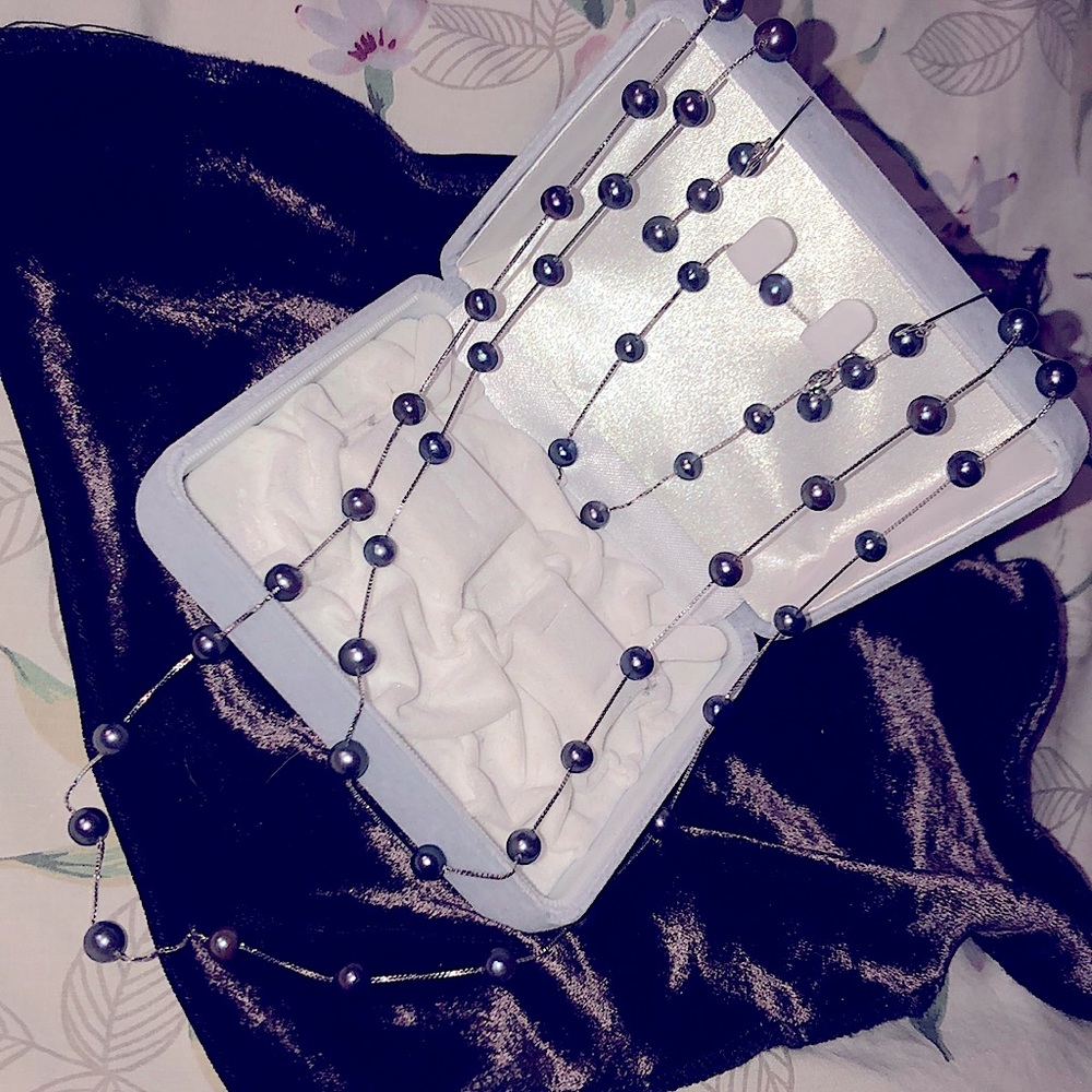 Black pearl set